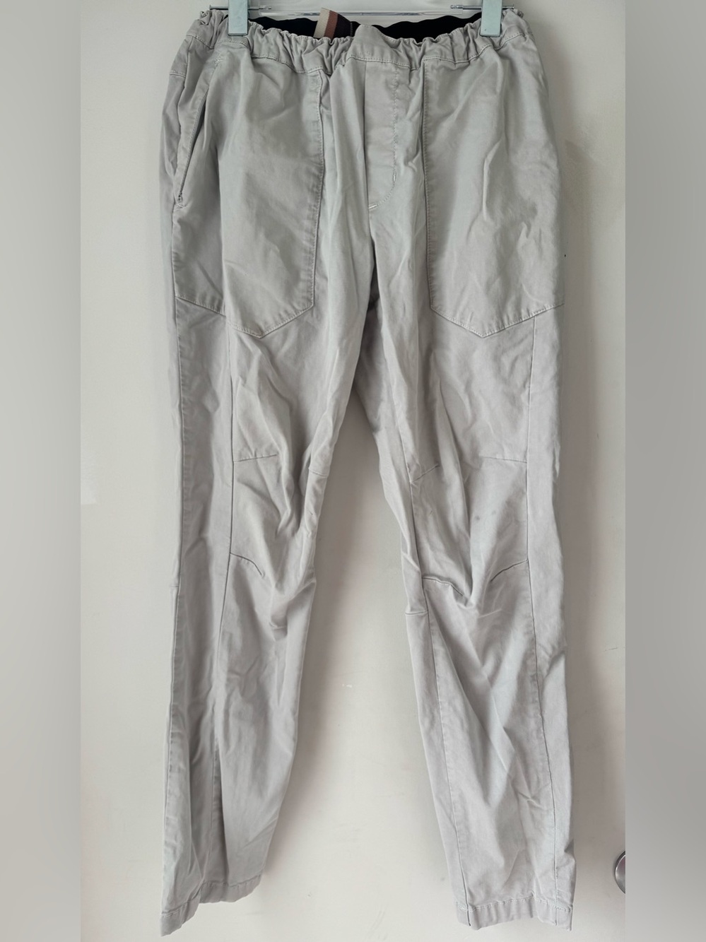 Kith Light Gray Cargo Pants for Men. Size M. Drawstring.